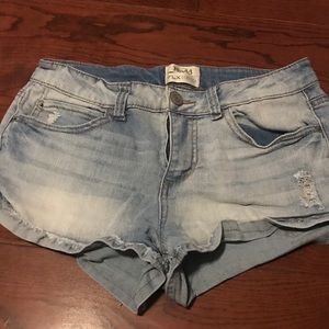 Mudd light denim shorts